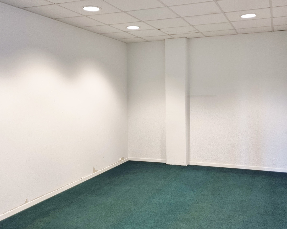 Archiv-/Serverraum mit bestehendem Bodenbelag