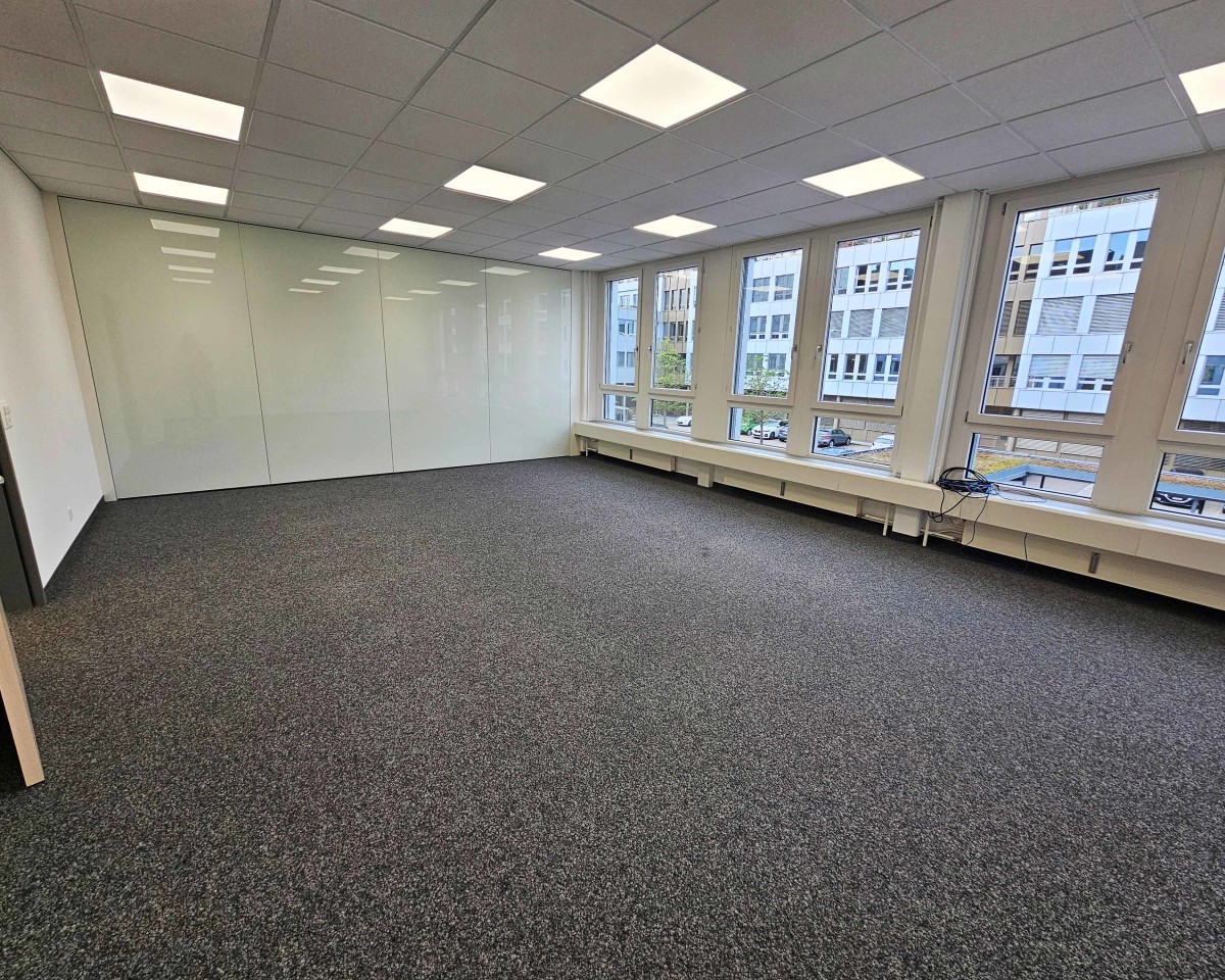 Sitzungszimmer oder Büro mit mobiler Glastrennwand