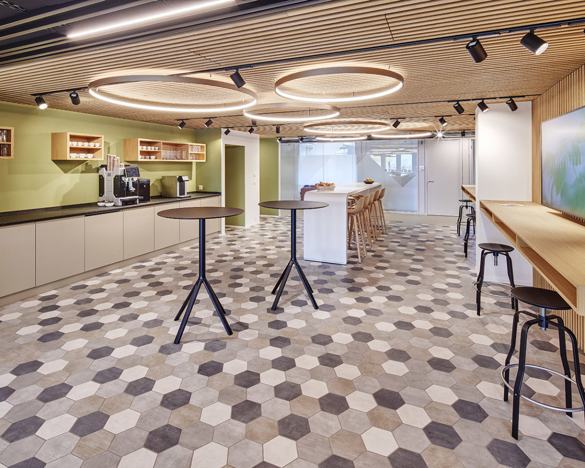 Im Coffee Corner und der angrenzenden Teeküche finden Sie alles, was Sie für einen kleinen Snack benötigen