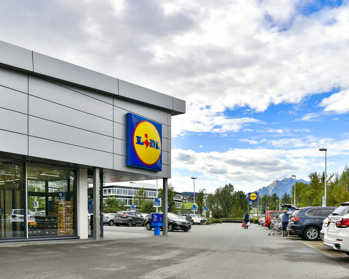 Die Lidl-Filiale Buchrain befindet sich in kurzer Gehdistanz zu den Häusern am Fähriweg