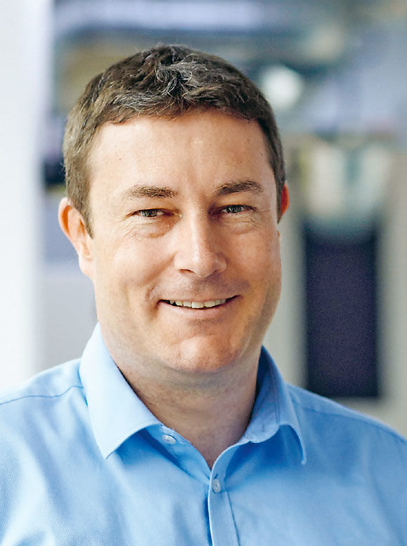 Il dott. Manuel Aschwanden è CEO e cofondatore della Optotune.