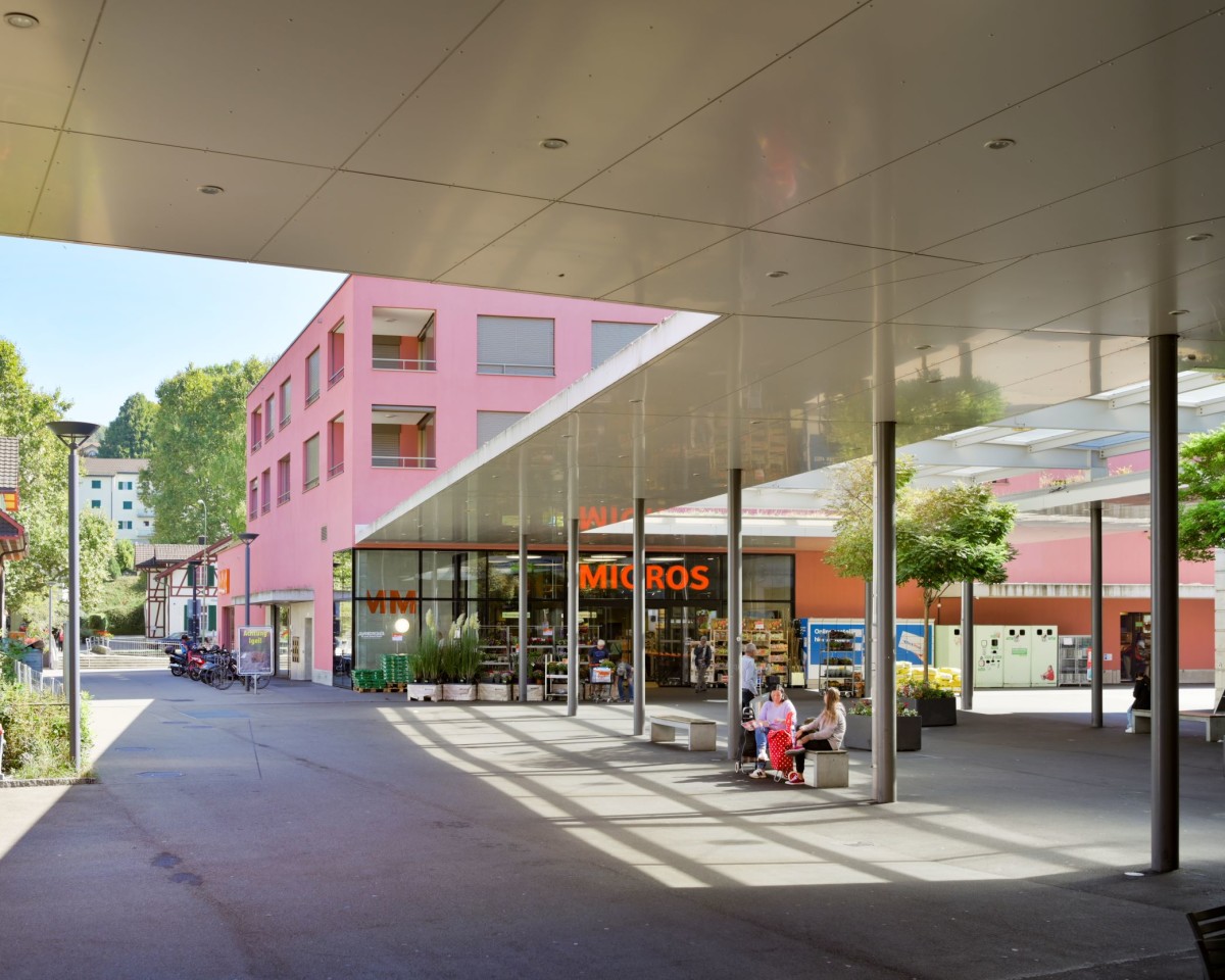 Einkaufen im Zentrum Oberdorf