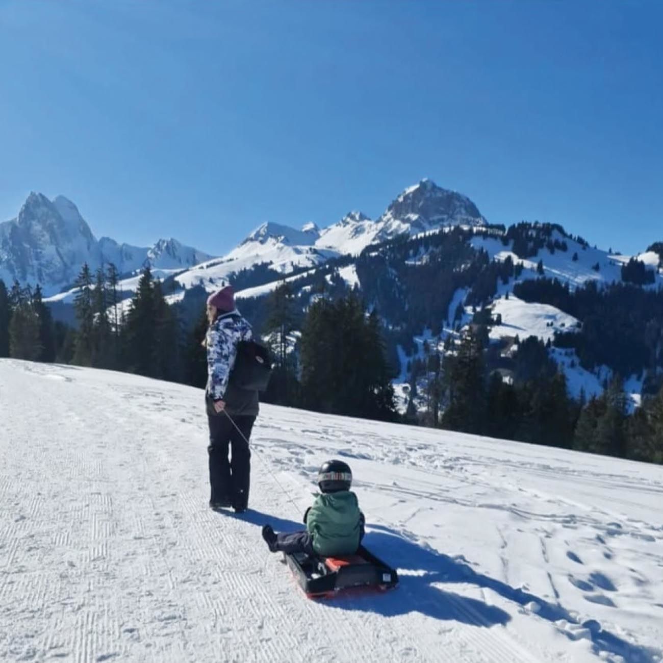 Rahel Neuenschwander, Immobilienberaterin