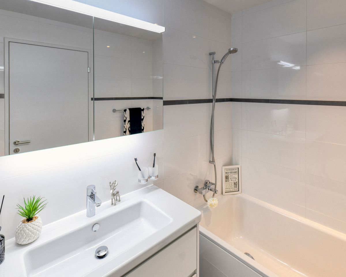 Foto indicativa a campione bagno